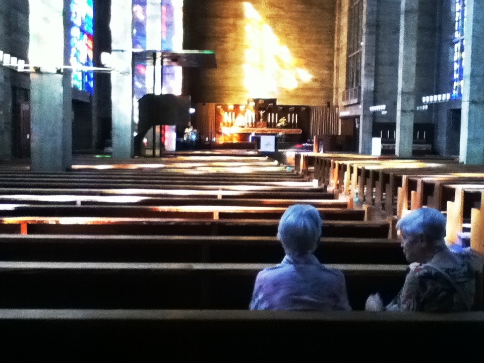 とある平日の昼間